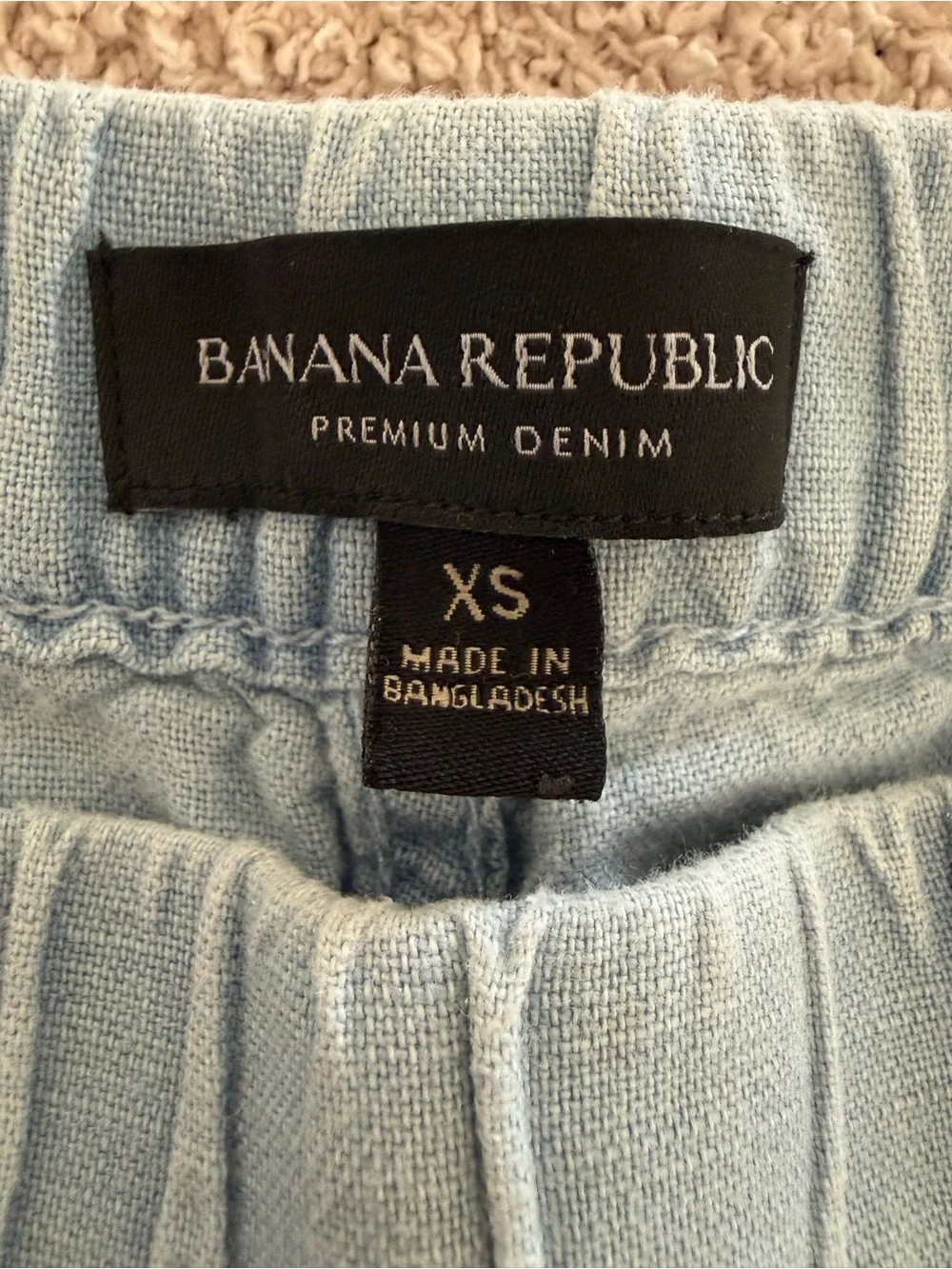 ☁️ Effortless Comfort: Banana Republic Linen-Blend Pants 🌊